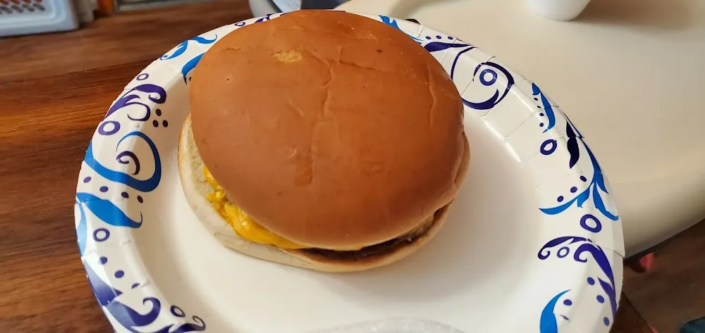 Kids Cheeseburger